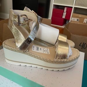 Summer Block heel Champagne Sandals - size 8